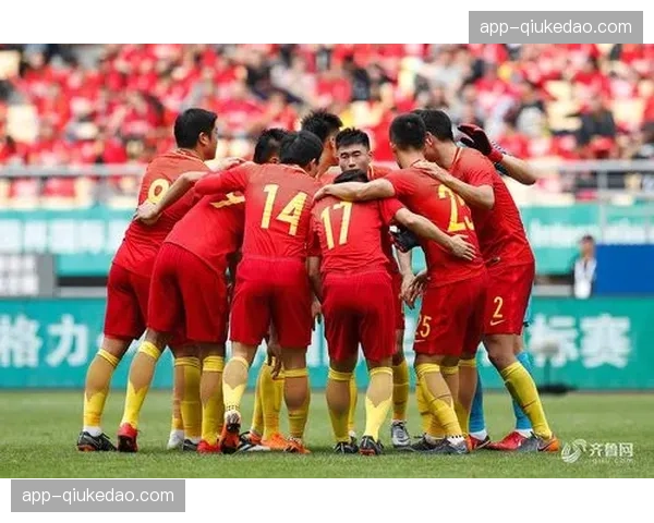 洪明甫在世预赛中演练多种阵型，世界杯首发阵型将根据对阵捷克的人员特点进行最终博弈。